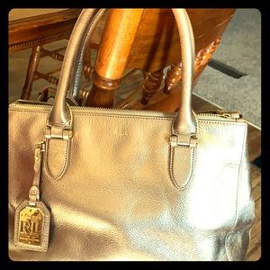 🍭SOLD🍭Handbag 👜gold sold. Sold